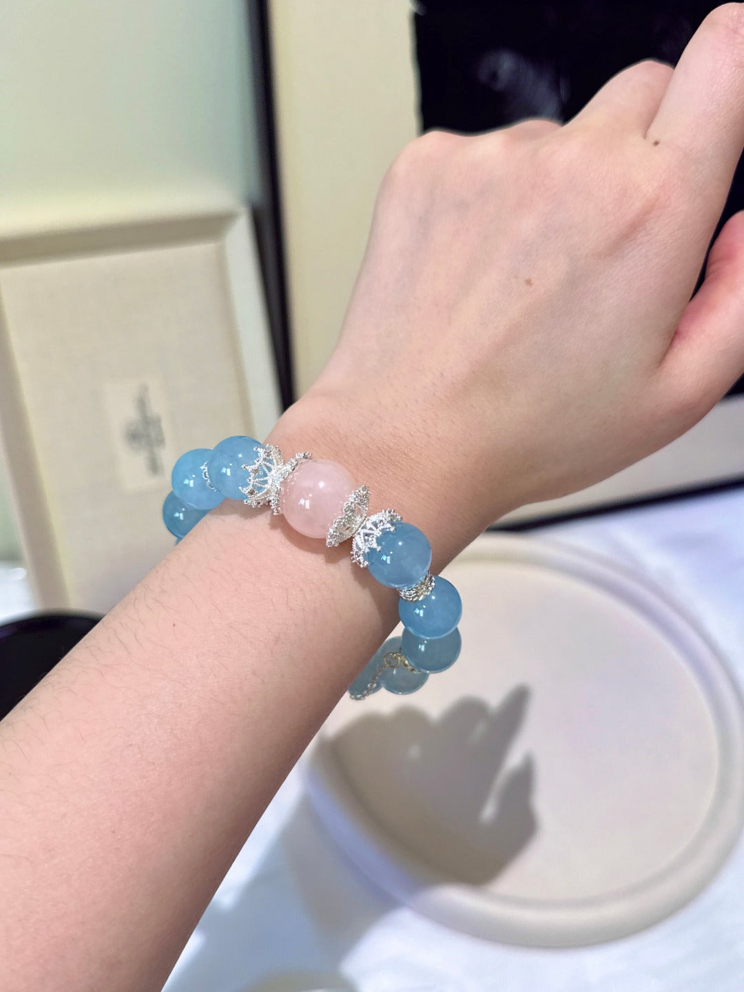 ▫️▪️ Blue chalcedony powder crystal bracelet